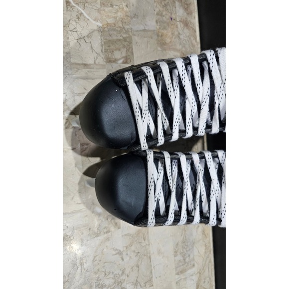 CCM Ribcor 8XT Hockey Skates Black Silver Green Youth Size 6 - Picture 9 of 10